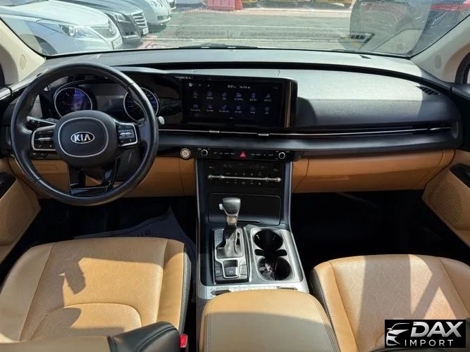Kia Canival 9-Seater Prestige