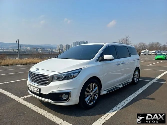 Kia Canival 9-seater Noblesse