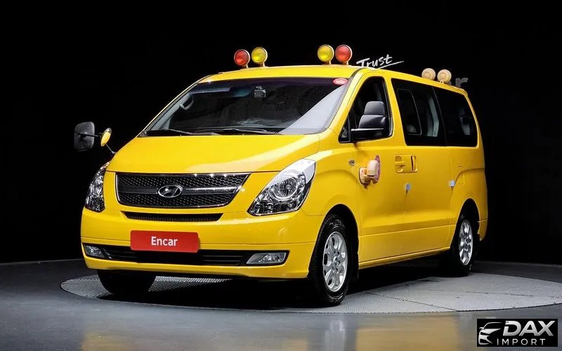 Hyundai Starex Guard car of children