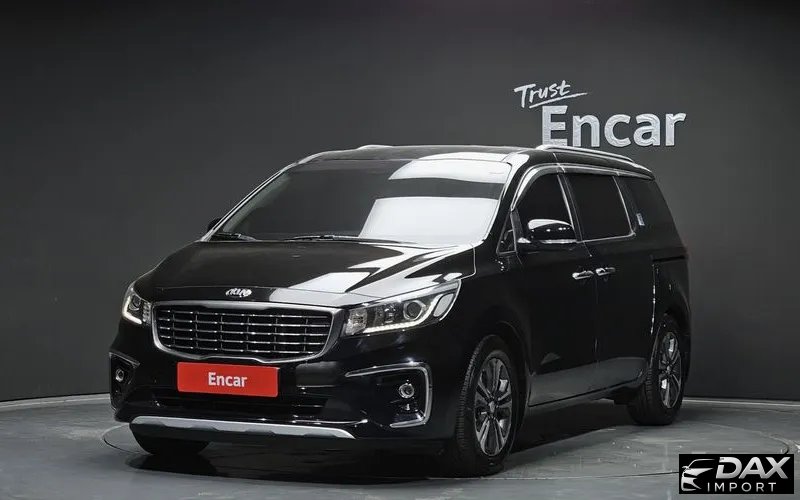 Kia Canival 9-Seater Luxury