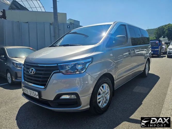 Hyundai Starex Van 5-Seater