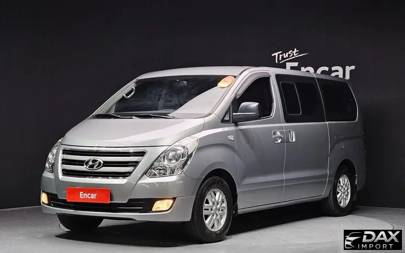 Hyundai Starex 12-Seater Wagon
