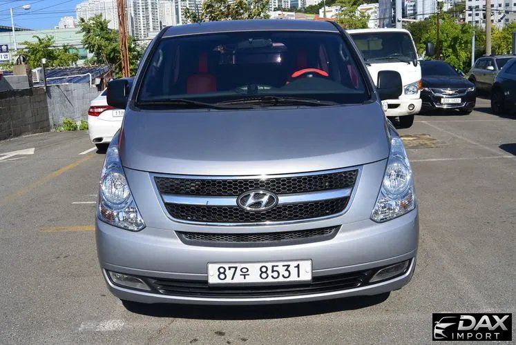 Hyundai Starex 5-Seater VAN