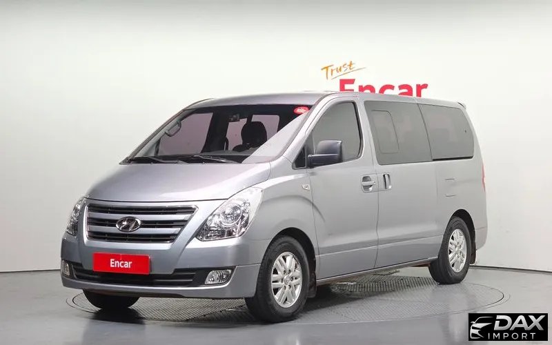 Hyundai Starex 12-Seater Wagon