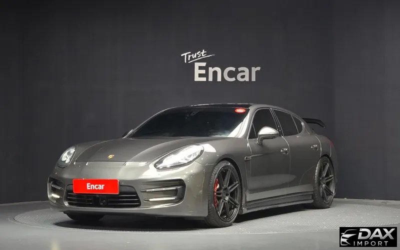 Porsche Panamera 4.8 Turbo