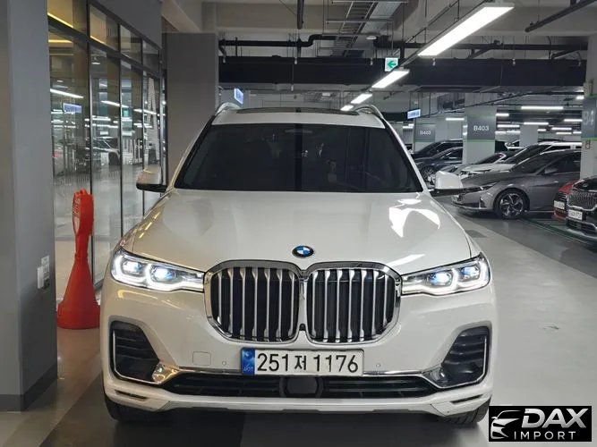BMW X7 xDrive 40i Design Pure Excellence 6-Seater
