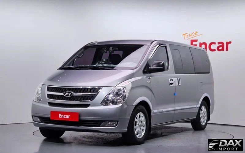 Hyundai Starex 12-Seater Wagon