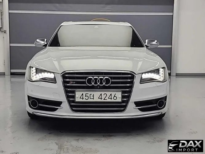 Audi S8 4.0 TFSI quattro