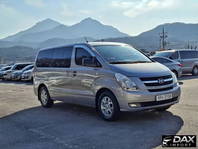Hyundai Starex 5-Seater VAN
