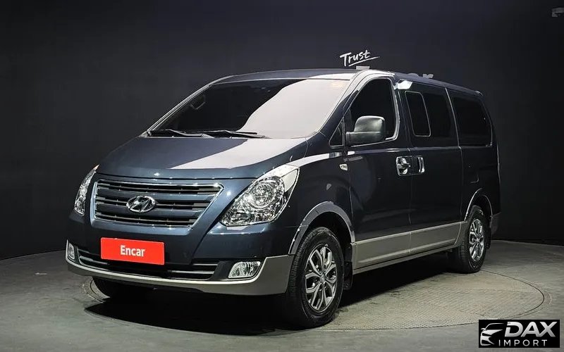 Hyundai Starex 4WD 11-Seater Wagon
