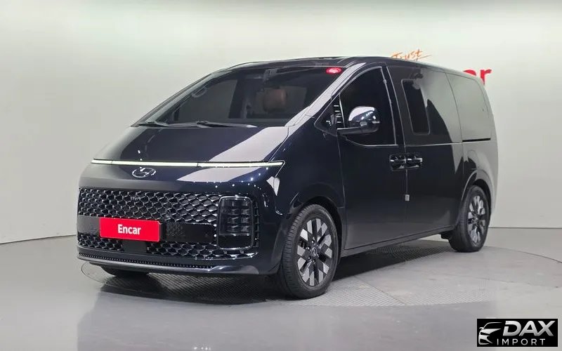 Hyundai Staria 4WD Lounge 9-Seater