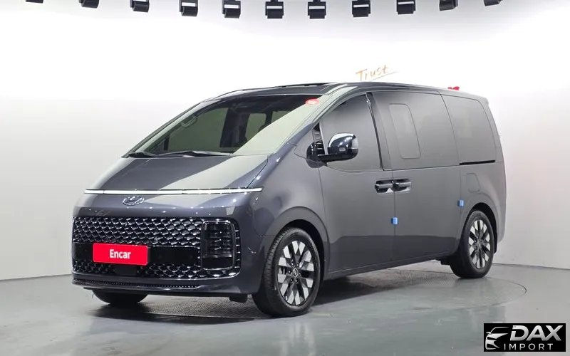 Hyundai Staria 4WD Lounge 9-Seater