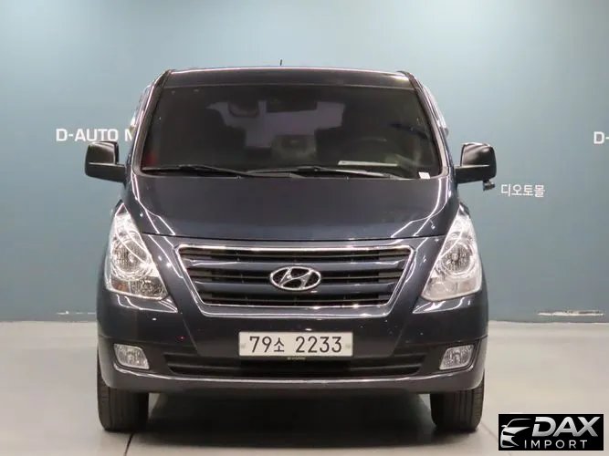 Hyundai Starex 12-Seater LPi Wagon