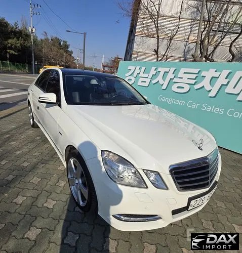 Mercedes-Benz E-Class E350 4MATIC Avantgarde