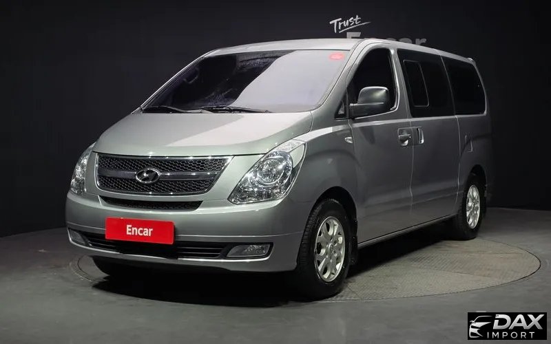 Hyundai Starex 11-Seater Wagon