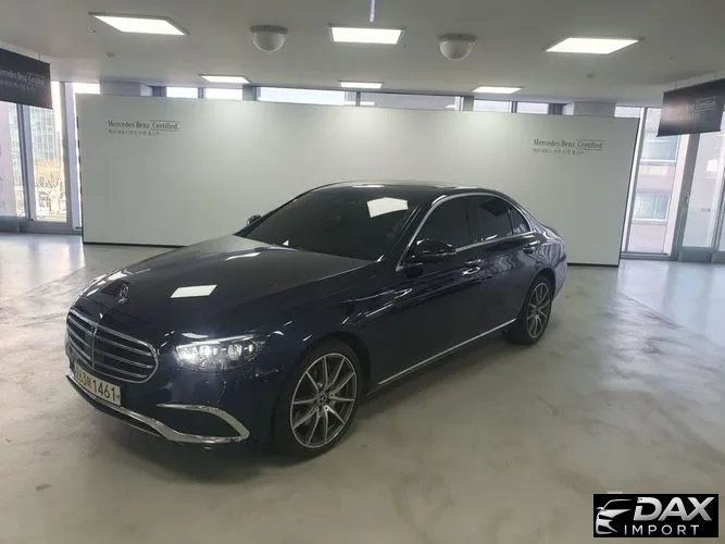 Mercedes-Benz E-Class E300e 4MATIC Exclusive