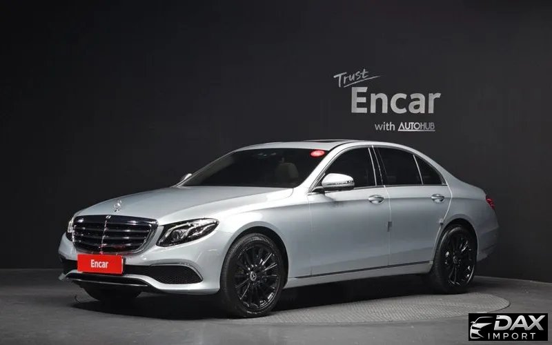 Mercedes-Benz E-Class E300 4MATIC Exclusive