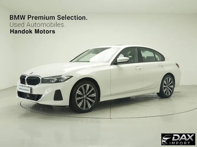BMW 3-Series 320i