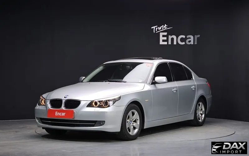 BMW 5-Series 520i Sedan