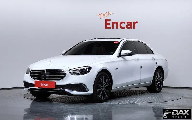 Mercedes-Benz E-Class E300e 4MATIC Exclusive