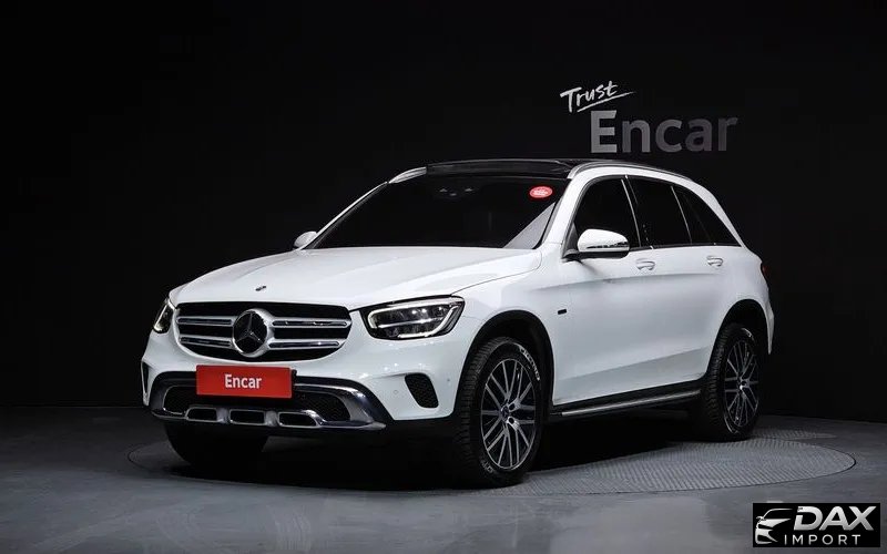 Mercedes-Benz GLC-Class GLC300e 4MATIC