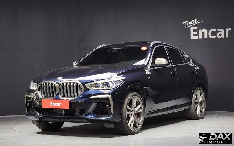 BMW X6 M50i