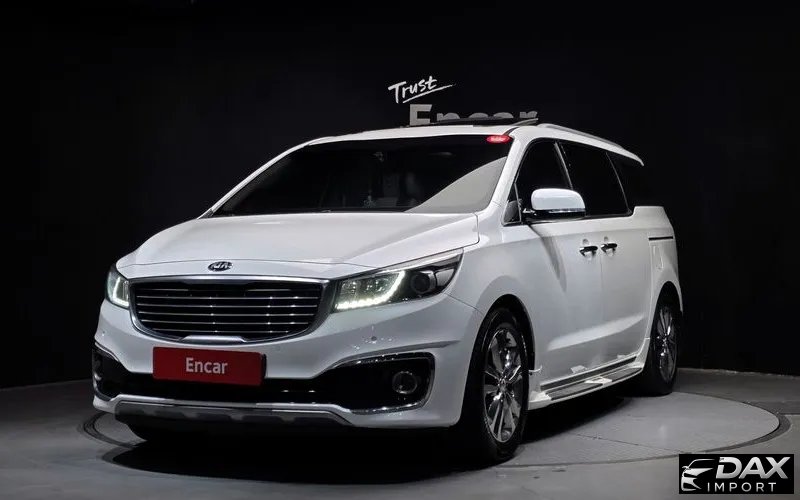 Kia Canival 7-seater Limousine