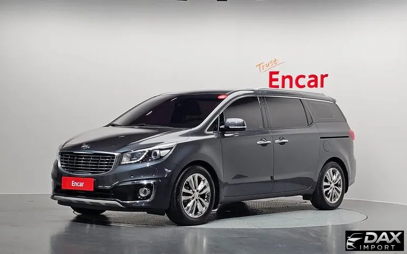 Kia Canival 7-seater Limousine