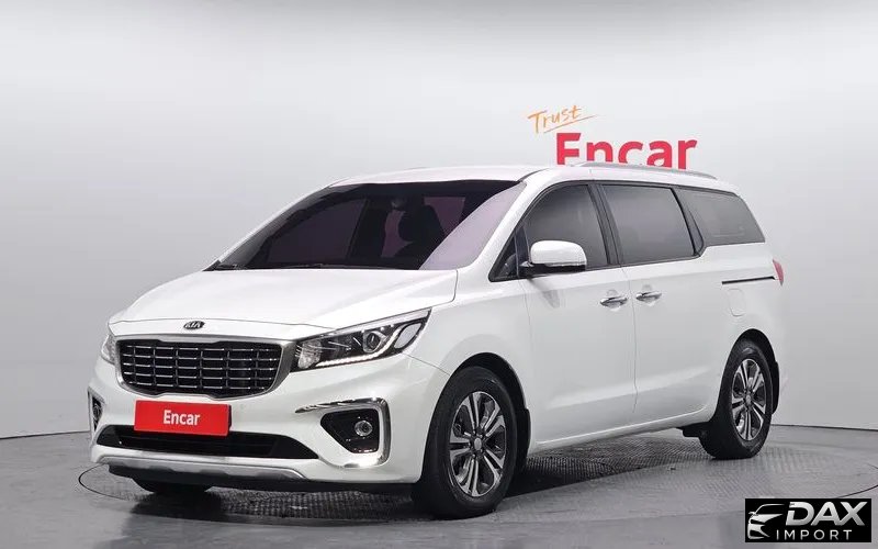 Kia Canival 9-Seater Luxury