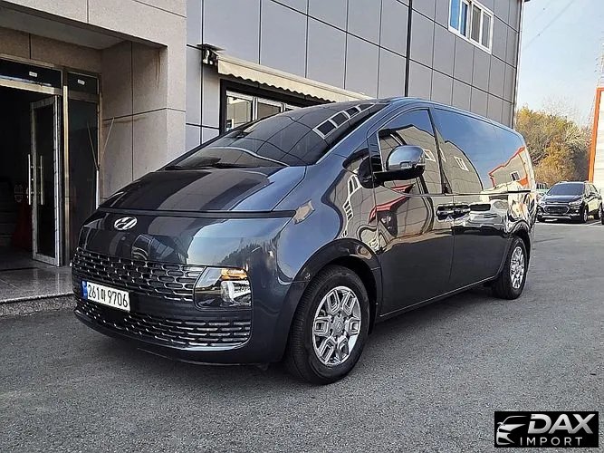 Hyundai Staria 4WD Tourer 9-Seater