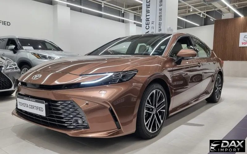 Toyota Camry 2.5 XLE Premium Hybrid