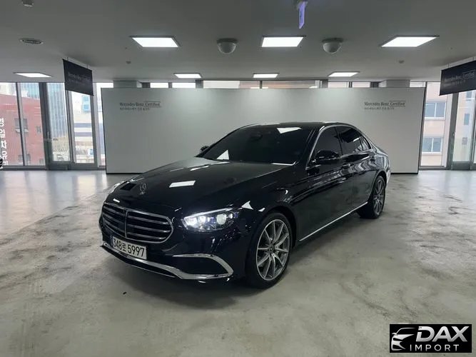 Mercedes-Benz E-Class E300e 4MATIC Exclusive