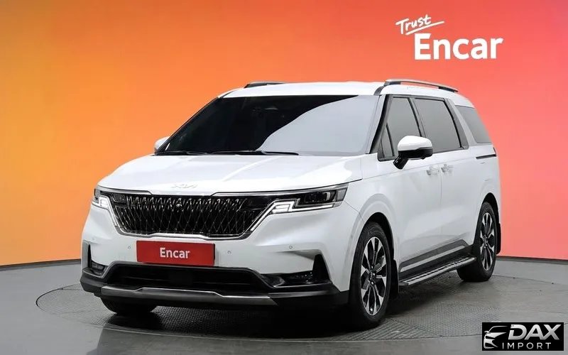 Kia Canival 7-Seater Outdoor
