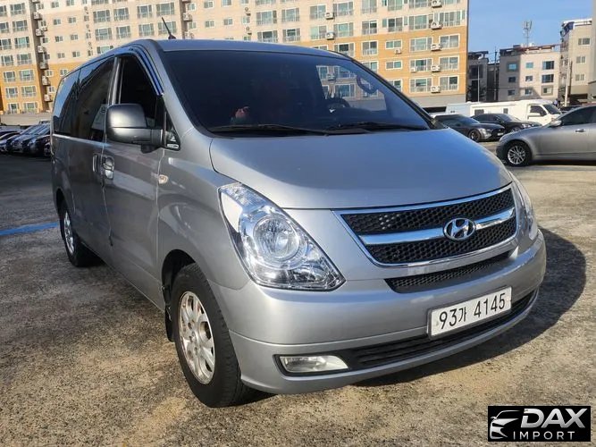 Hyundai Starex 5-Seater VAN