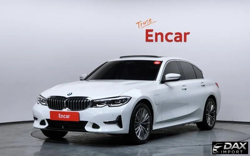 BMW 3-Series 330e Luxury