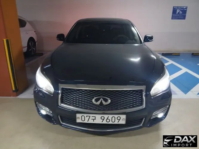 Infiniti Q70 3.0d