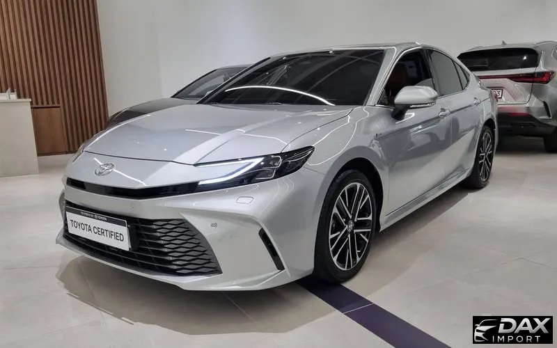 Toyota Camry 2.5 XLE Hybrid