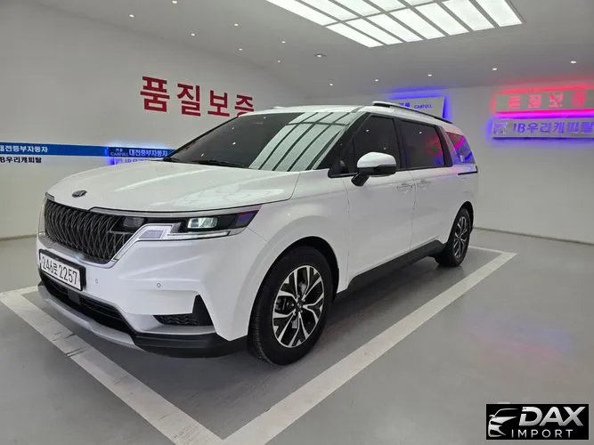 Kia Canival 9-Seater Prestige