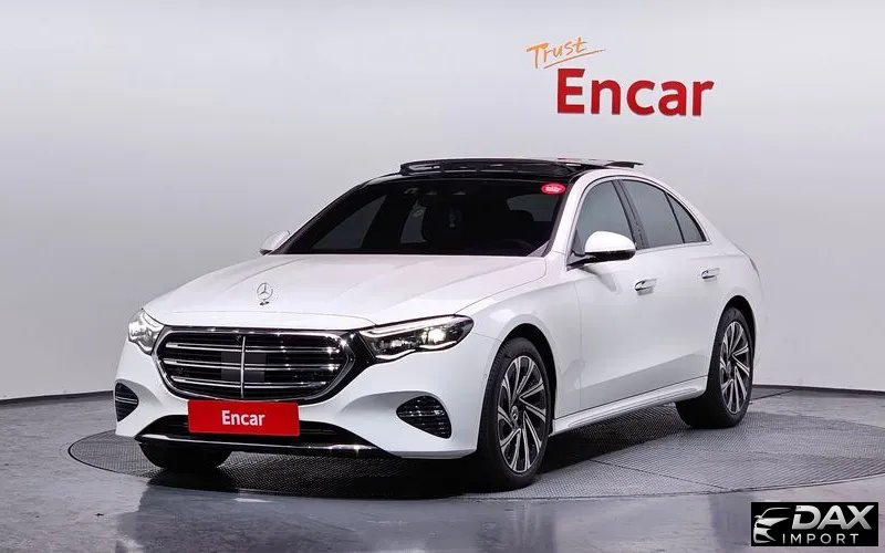 Mercedes-Benz E-Class E300 4MATIC Exclusive