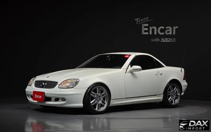 Mercedes-Benz SLK-Class 320