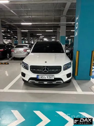 Mercedes-Benz GLB-Class GLB220