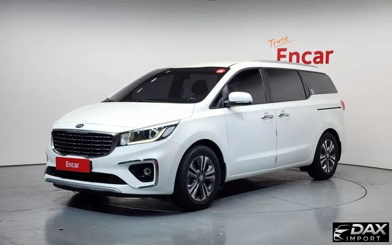 Kia Canival 9-Seater Luxury