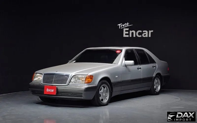 Mercedes-Benz S-Class S320