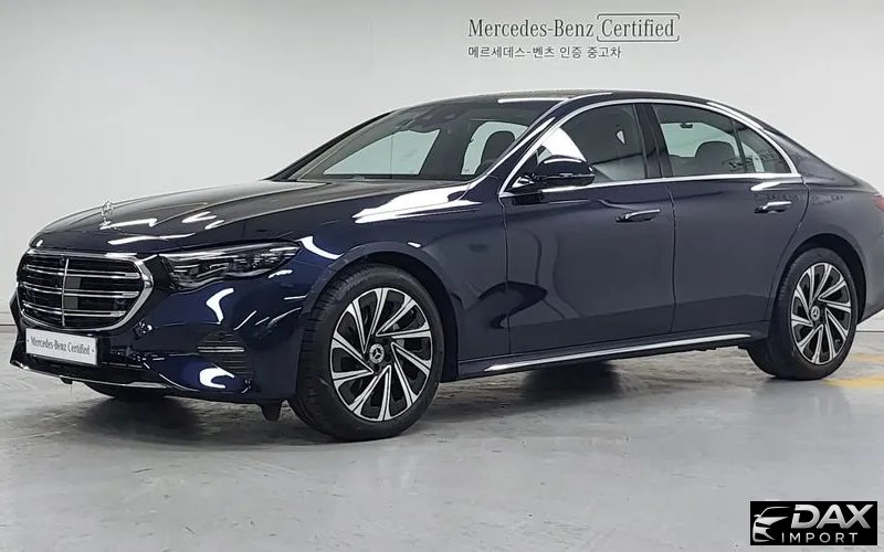 Mercedes-Benz E-Class E300 4MATIC Exclusive