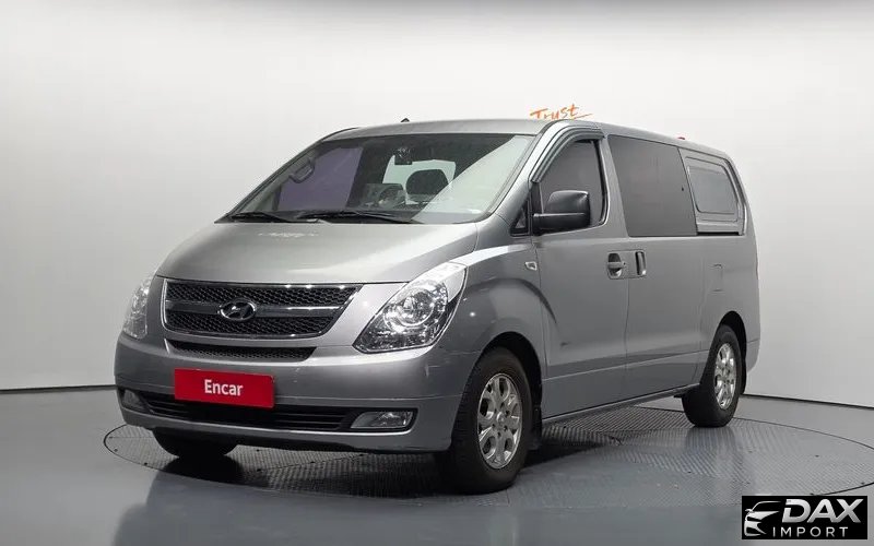 Hyundai Starex 5-Seater VAN