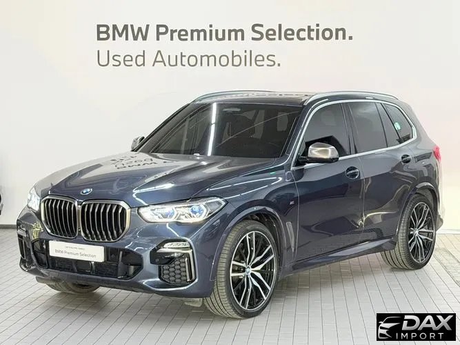 BMW X5 M50i