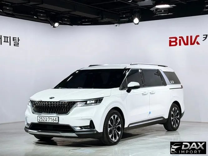 Kia Canival 9-Seater Noblesse