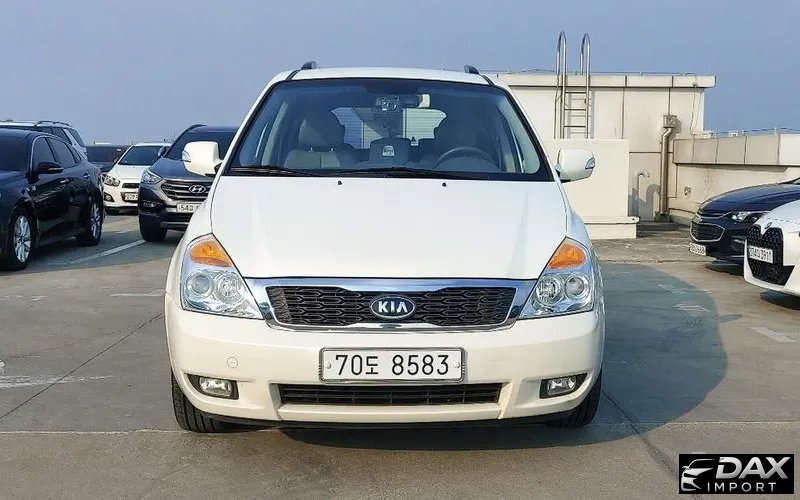 Kia Canival Grand Carnival GX