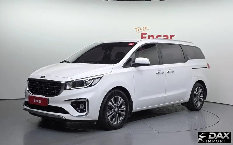 Kia Canival 9-Seater Luxury