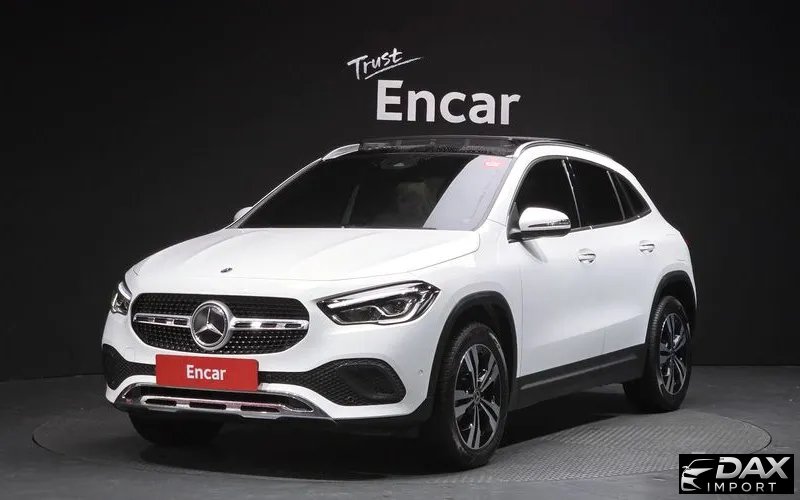 Mercedes-Benz GLA-Class GLA220
